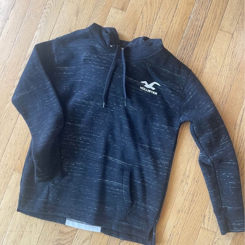 2 Small Mens Hollister Hoodie Hoodies- NEVER WORN